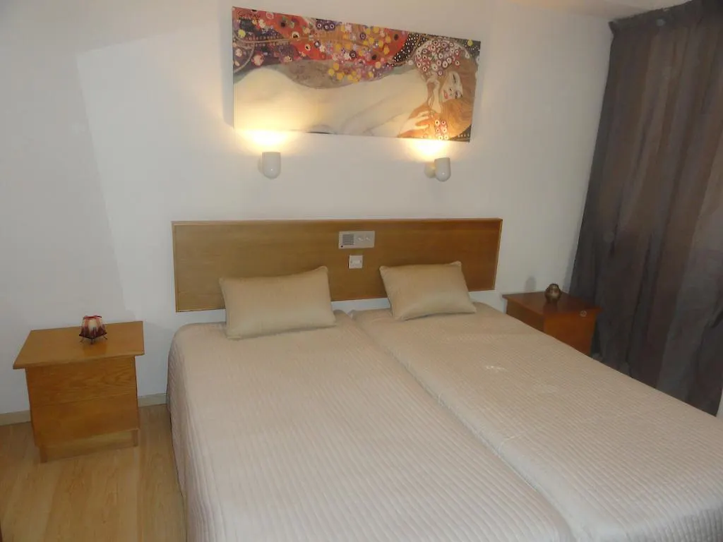Sunorama Beach Apartment ラルナカ