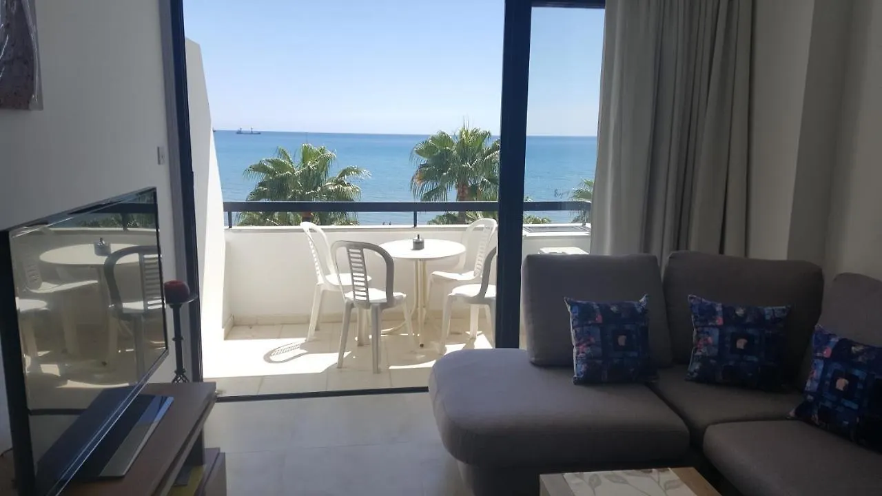 Sunorama Beach Apartment ラルナカ 0*,  キプロス